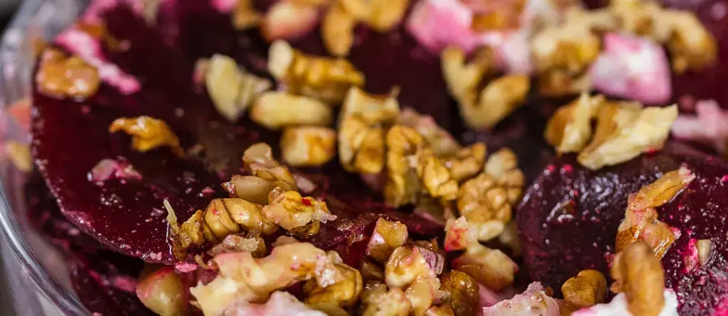 Beetroot salad with feta and walnuts