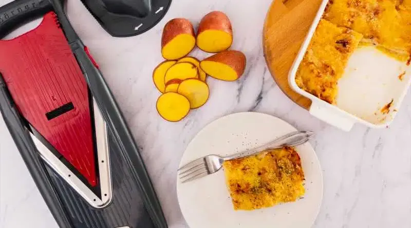 Baked potatoes with cheese